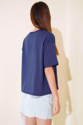 Amour Club Nakışlı T-Shirt Lacivert - Kadın Giyim Modelleri