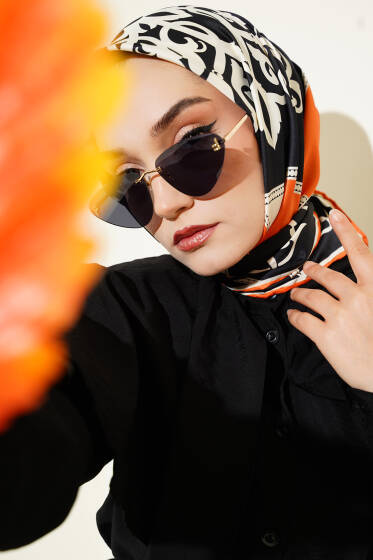 Antik Motif Twill Eşarp Oranj - Başörtüsü