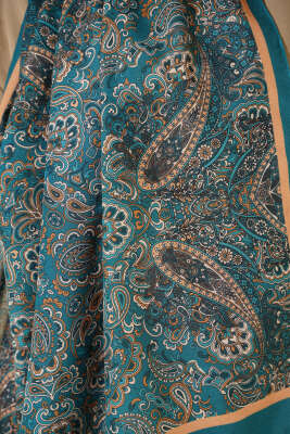 Antik Motifli Soft Şal Petrol Yeşili - Başörtüsü