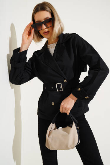 Apoletli Dört Düğmeli Trençkot Siyah - Kadın Giyim Modelleri