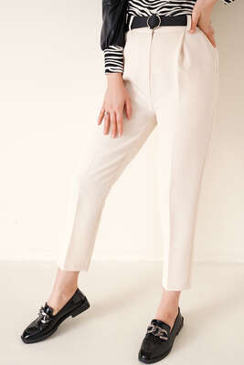 Arka Beli Lastikli Pantolon Bej - Pantolon