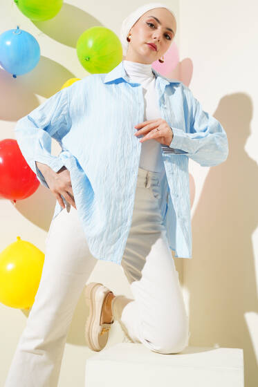 Arka Çift Pileli Çizgili Gömlek Açık Mavi - Gömlek