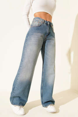 Arka Tokalı Geniş Paça Salaş Kot Pantolon Açık Mavi - ZARX JNS