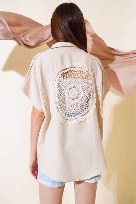 Arkası Dantelli Fakir Kol Gömlek Bej - Kadın Giyim Modelleri