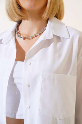 Arkası Düğmeli Gömlek Beyaz - Kadın Giyim Modelleri