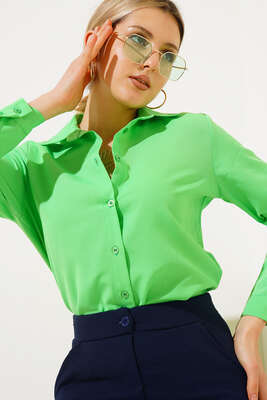 Arkası Plise Detaylı Basic Gömlek Fıstık Yeşili - Thumbnail