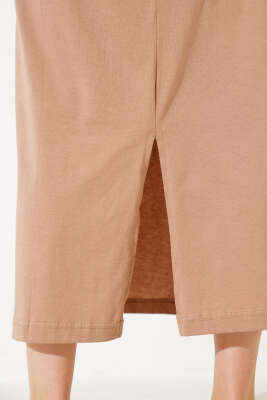 Arkası Yırtmaçlı Kısa Kol Elbise Latte - Kadın Giyim Modelleri