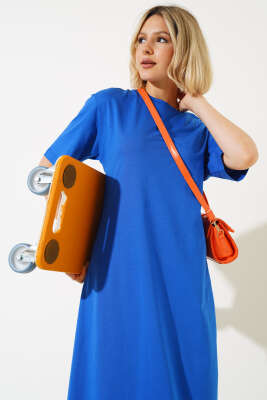 Arkası Yırtmaçlı Kısa Kol Elbise Saks - Kadın Giyim Modelleri