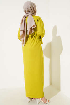 Arma Detaylı Kuşaklı Basic Elbise Yağ Yeşili - Tesettür Elbise