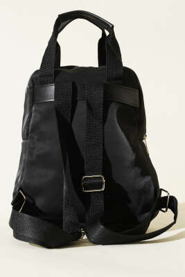 Arma Detaylı Sırt Çantası Siyah - Sırt Çantası