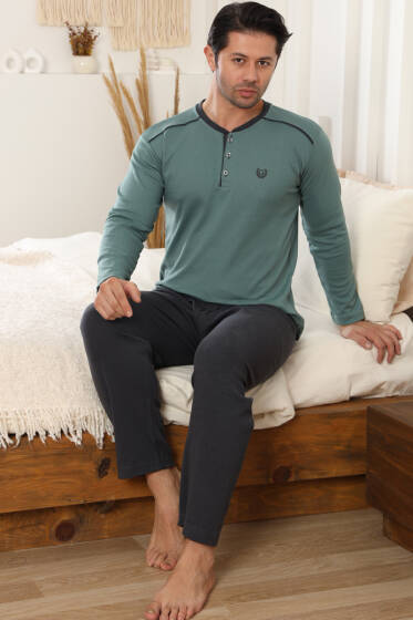 Arma Detaylı Uzun Kollu Erkek Pijama Takımı Yeşil - Pijama