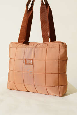 Armalı Kapitone Kol Çanta Latte 