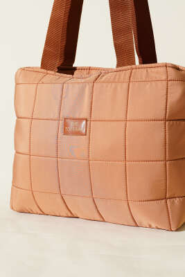 Armalı Kapitone Kol Çanta Latte - Kol Çantası