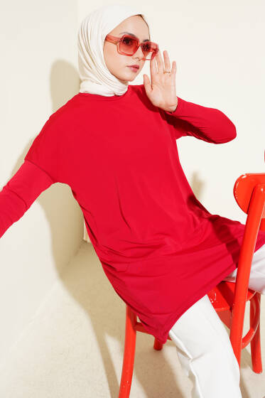 Asimetrik Arka Yırtmaçlı Tunik Kırmızı - Tunik