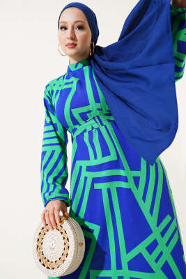 Asimetrik Çizgili Volanlı Viskon Elbise Yeşil - Tesettür Elbise