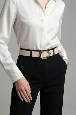 Asimetrik Gold Tokalı Kemer Bej - Deri Kemer