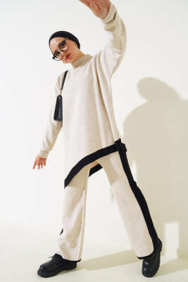 Asimetrik Kesim Şeritli Triko İkili Takım Bej 