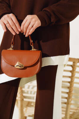 Asimetrik Kesim Şeritli Triko İkili Takım Kahve - Triko İkili Takım