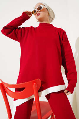 Asimetrik Kesim Şeritli Triko İkili Takım Kırmızı - Triko İkili Takım