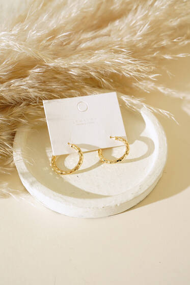 Asimetrik Model Halka Küpe Gold - Küpe