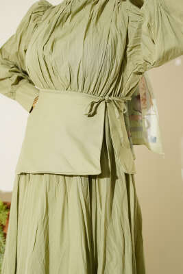 Asimetrik Parçalı Kırışık Elbise Çağla Yeşili - Tesettür Elbise