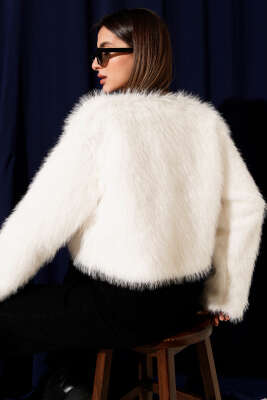 Astarlı Kısa Kürk Ceket Ekru - Kadın Giyim Modelleri