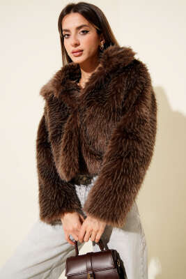 Astarlı Kruvaze Yaka Kürk Mont Kahve - Kadın Giyim Modelleri