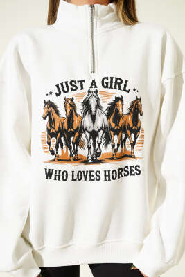 At Baskılı Fermuarlı Şardonlu Sweatshirt Ekru - Kadın Giyim Modelleri