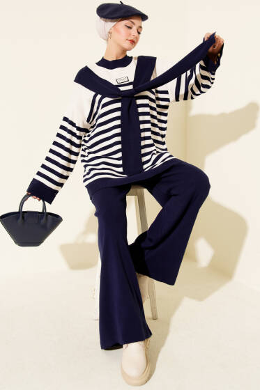 Atkı Detaylı Çizgili Triko İkili Takım Lacivert - İkili Takım