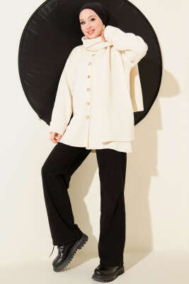 Atkılı Düğmeli Cepli Triko Hırka Bej - Hırka