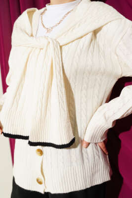 Atkılı Örgülü Kısa Triko Hırka Ekru - Hırka