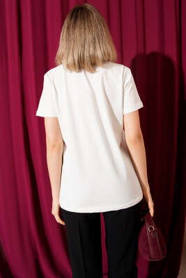 Ayakkabı Figürlü Baskılı T-shirt Ekru - Kadın Giyim Modelleri