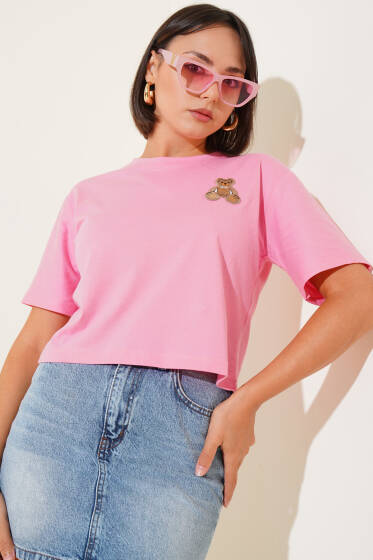Ayıcık Armalı Kısa T-shirt Pembe - Kadın Giyim Modelleri