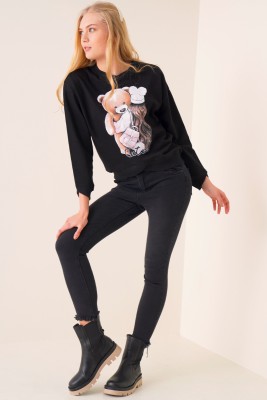 Ayıcık Baskılı Siyah Sweatshirt - Kadın Giyim Modelleri
