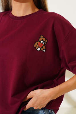 Ayıcık İşlemeli T-shirt Bordo - Kadın Giyim Modelleri