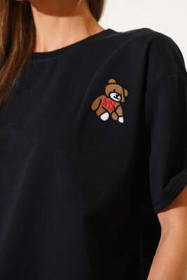 Ayıcık İşlemeli T-shirt Siyah - Kadın Giyim Modelleri