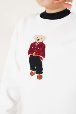 Ayıcık Nakış Üç İplik Sweatshirt Beyaz - 300-500 TL Ürünler