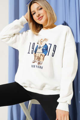 Ayıcık Nakışlı New York Üç İplik Sweatshirt Ekru - DİVON