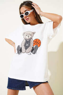 Ayıcıklı Basket Top Baskılı T-shirt Beyaz - Kadın Giyim Modelleri