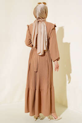 Ayrobin Piliseli Elbise Latte - Tesettür Elbise