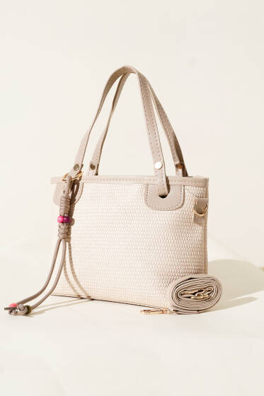 Bağcık Süs Detaylı Hasır Çanta Bej - Kol Çantası