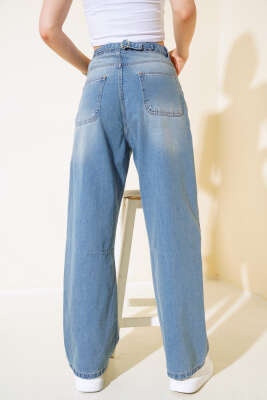 Baggy Arka Tokalı Kot Pantolon Açık Mavi - Kadın Giyim Modelleri