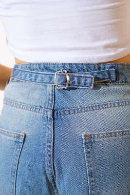 Baggy Arka Tokalı Kot Pantolon Açık Mavi - Kadın Giyim Modelleri