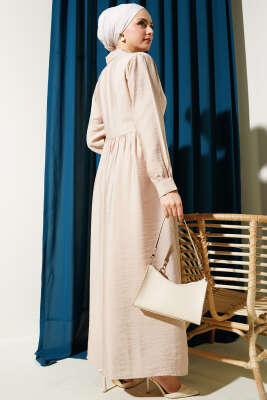 Bağlamalı Yarım Taş Düğmeli Elbise Bej - Tesettür Elbise