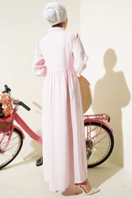 Bağlamalı Yarım Taş Düğmeli Elbise Pembe - Tesettür Elbise