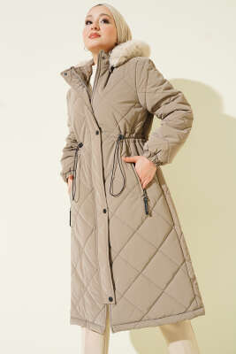 Baklava Desen Bel Tünelli Kapitone Mont Bej - Mont