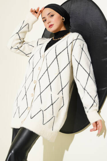 Baklava Desen Çizgili Cepli Sakallı Hırka Ekru - Hırka