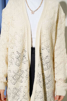 Baklava Desenli Ajurlu Triko Hırka Bej - Hırka