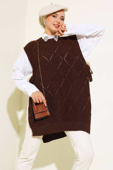Baklava Desenli Bağlamalı Triko Süveter Kahve - Yeni Tesettür Giyim
