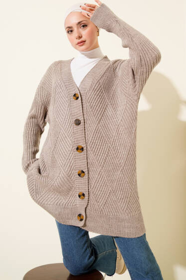 Baklava Kabartmalı Düğmeli Triko Hırka Bej - Hırka